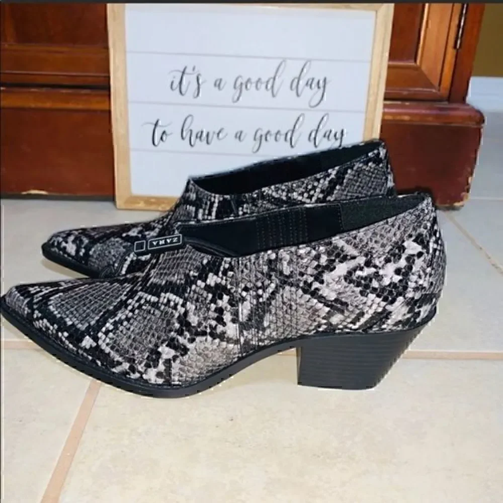 ZARA animal print cowboy heeled ankle boots